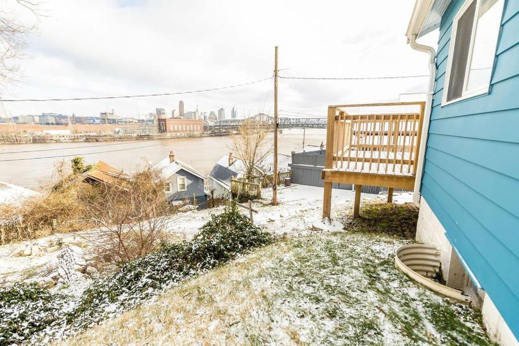Cozy Riverfront Bungalow With Stunning Views كوفينجتون المظهر الخارجي الصورة